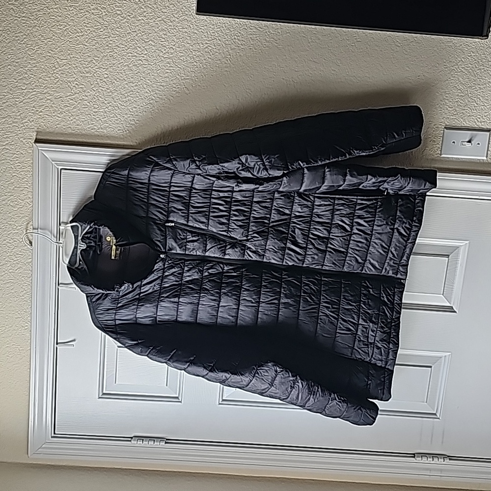 Mans packable coat